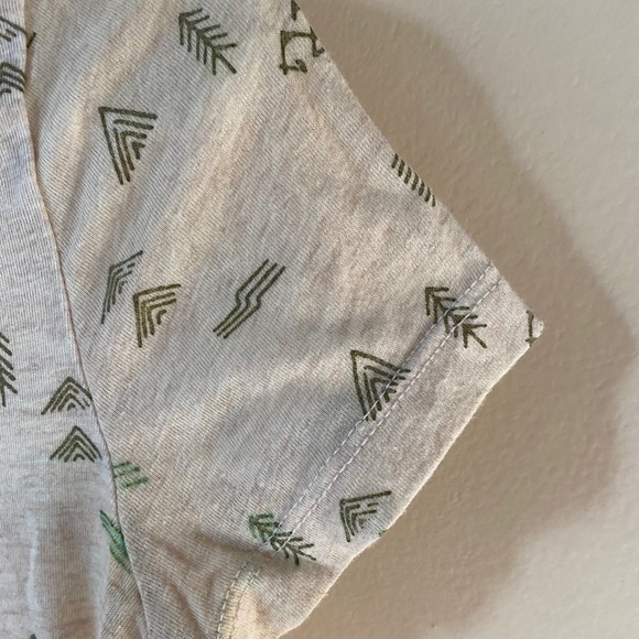 Tan Patterned Tee - Picture 5 of 5